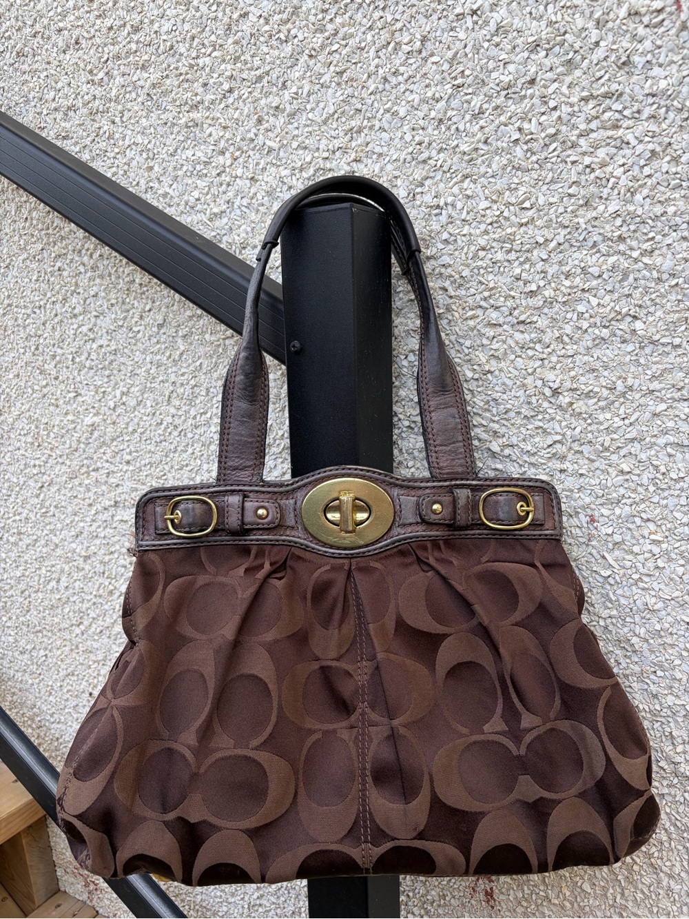 RARE Coach Y2K 2000s Garnet Chocolate Brown Signature Turnlock Satchel.